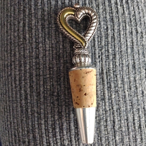 Brighton Heart-Shaped Silver and Gold Wine bottle Stopper - Picture 2 of 2